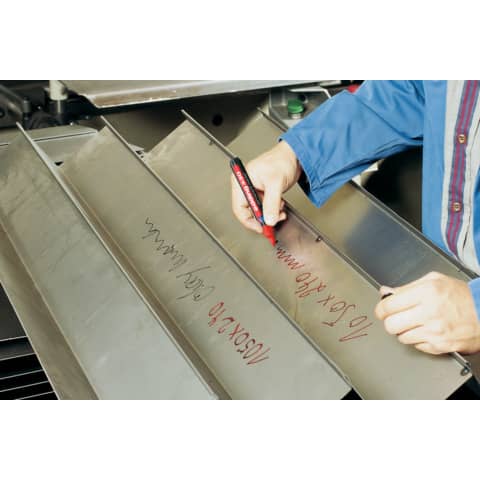 Marcatore permanente edding 330 punta scalpello 1-5 mm rosso E-330 002